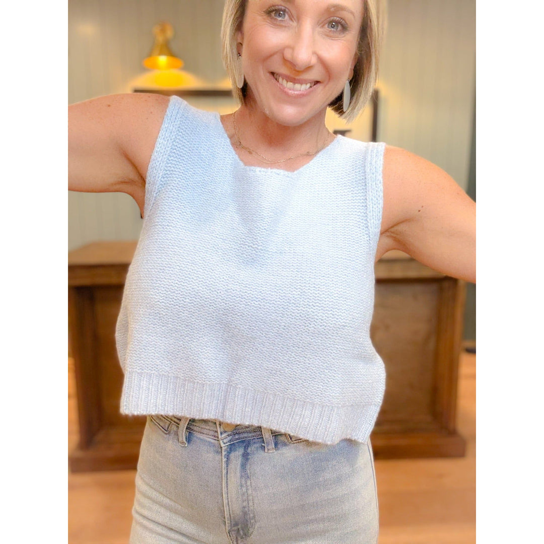 women's boutique tie back tank front close up